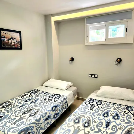 Levante Halcon Luxury Apartamento *